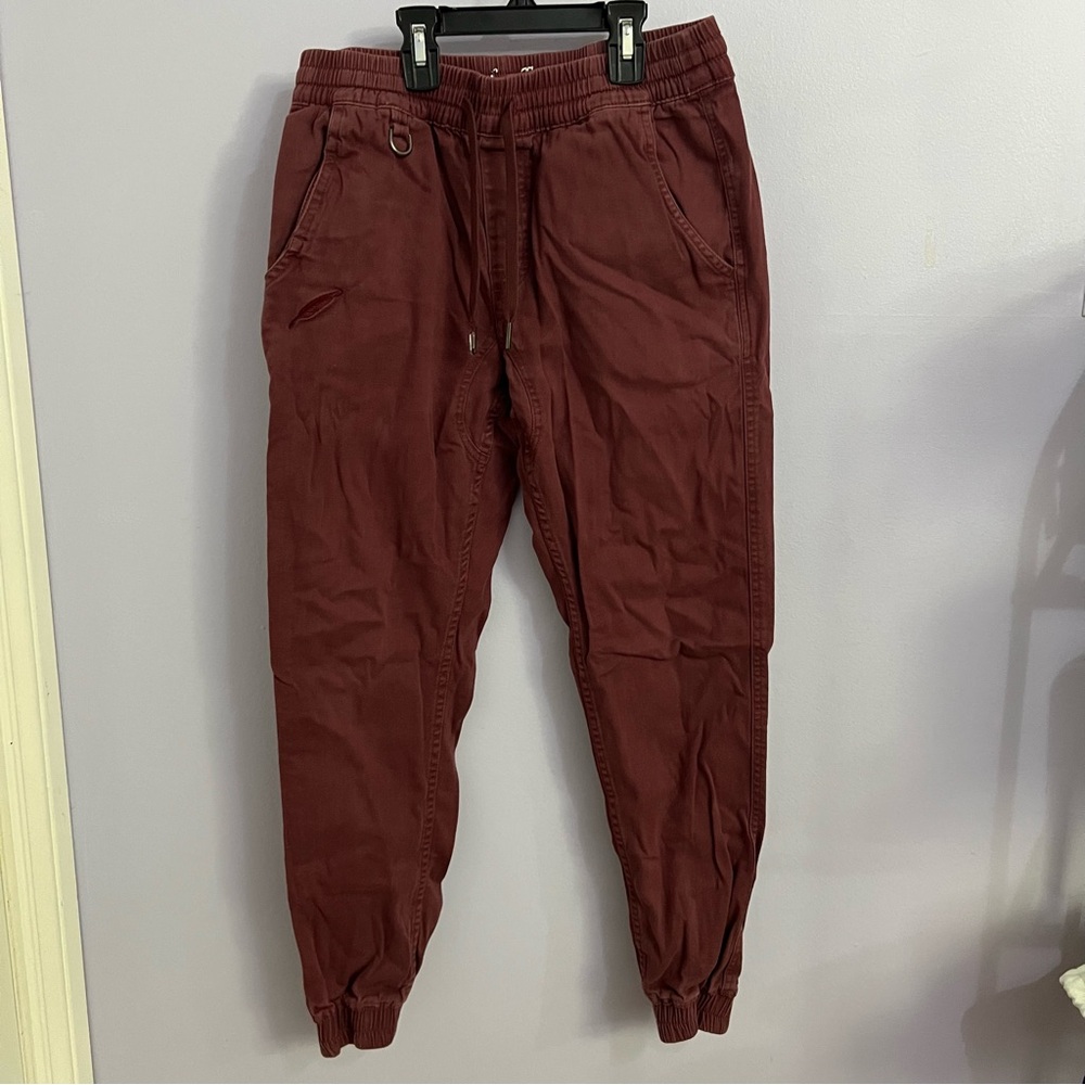 Publish men’s joggers